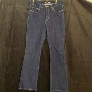 Levi’s Short Bootcut Jeans